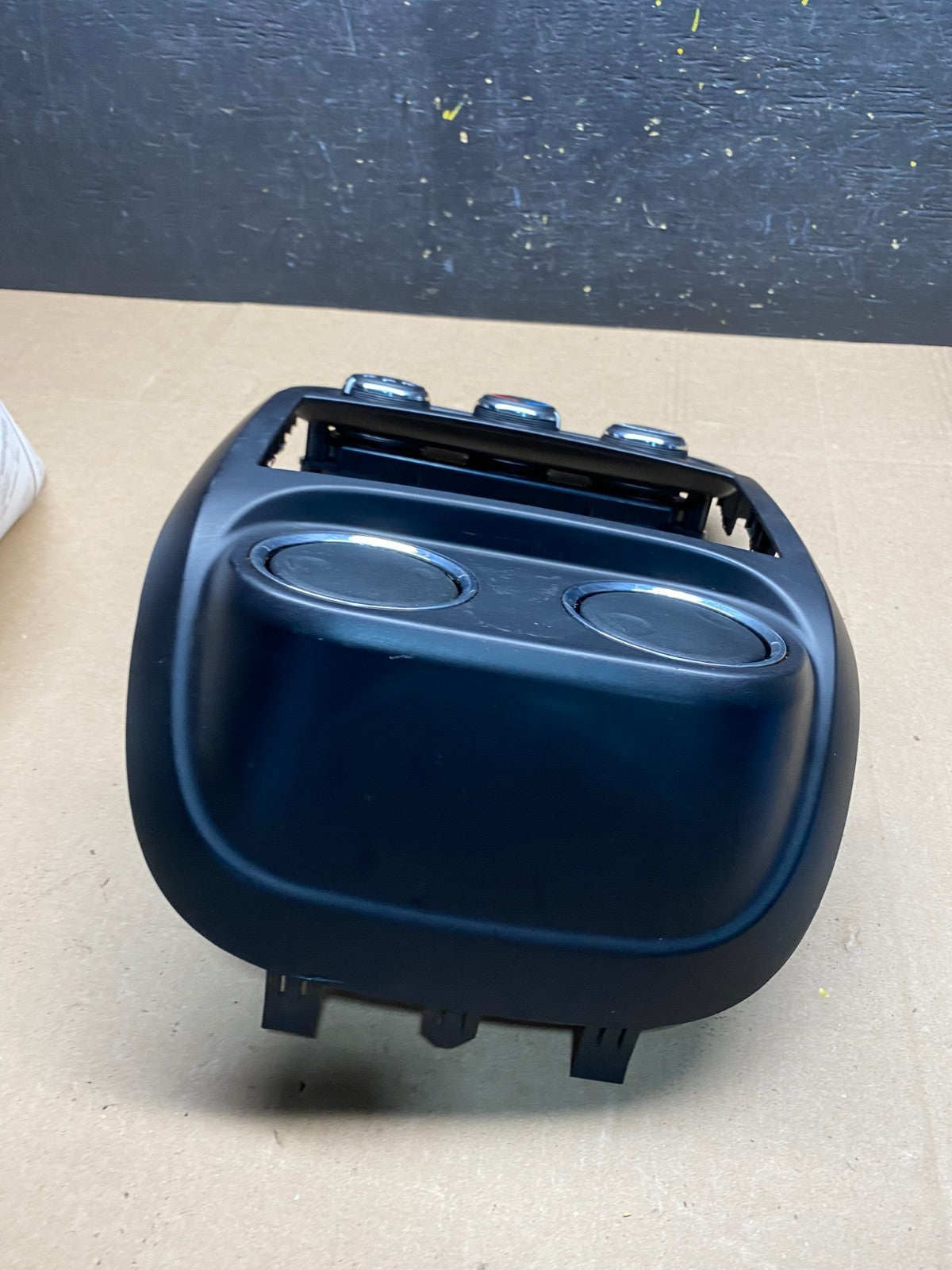 2011 to 2017 Jeep Compass Dash Climate Temperature Control Radio Bezel R6312 DG4