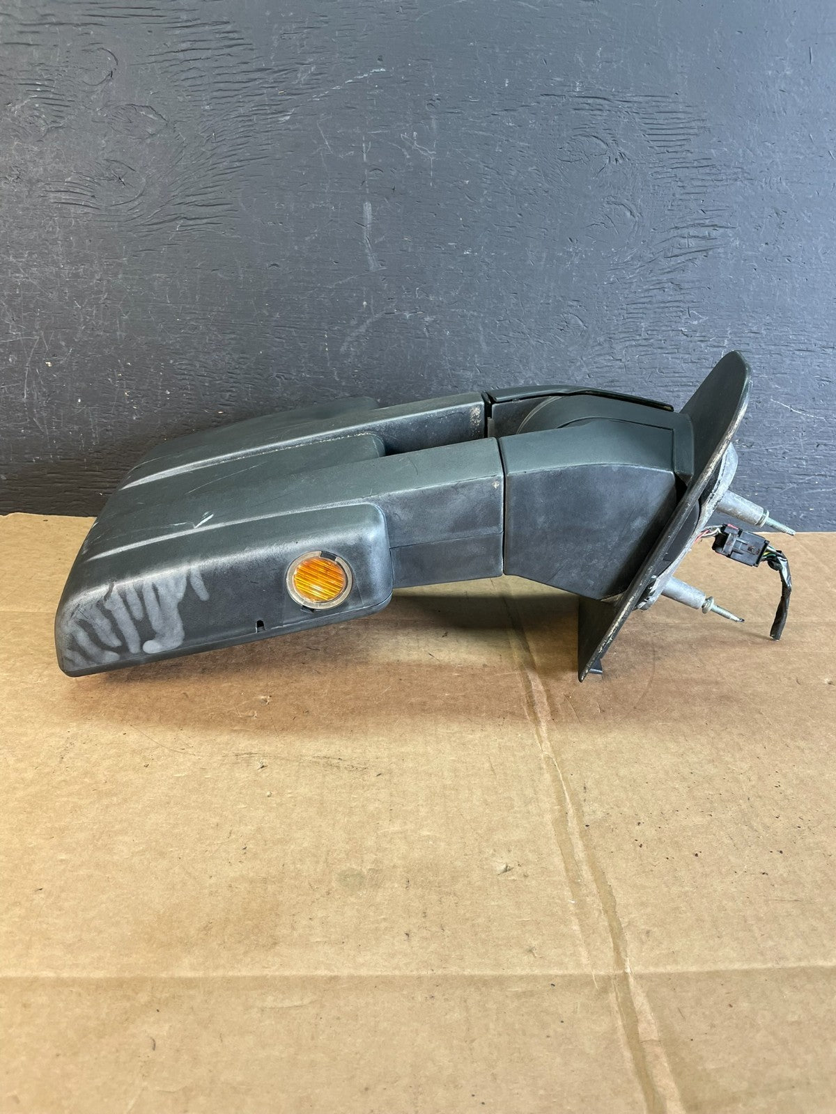 2004 to 2008 Ford F150 Right Passenger Mirror Extendable Dual Arm AE0917 DW3