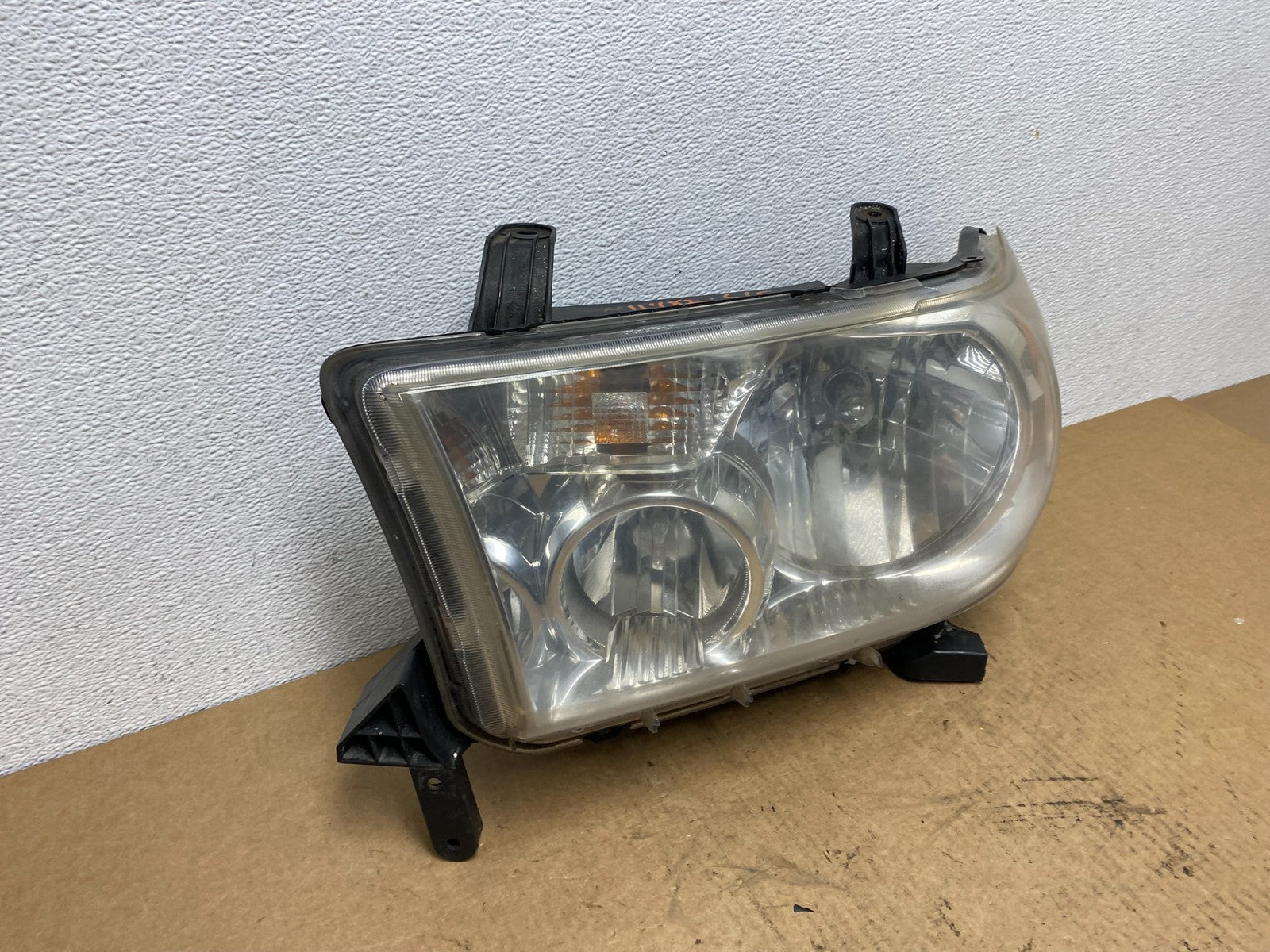 2007 to 2014 Toyota Sequoia Tundra Left Driver LH Headlight Halogen AC3006 DW2