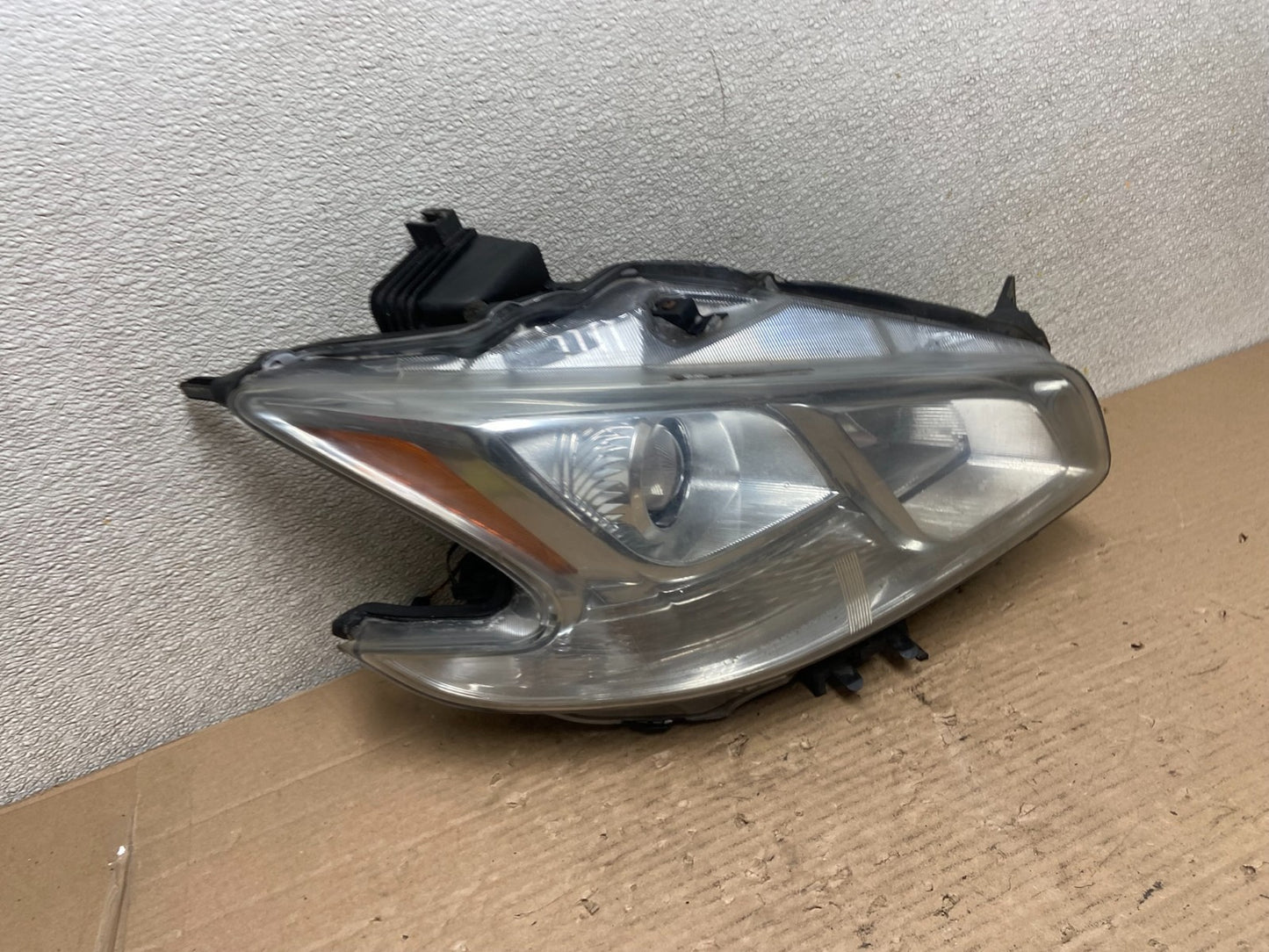 Halogen 2009-2014 Nissan Maxima Right Passenger Headlight AA9402 DW2