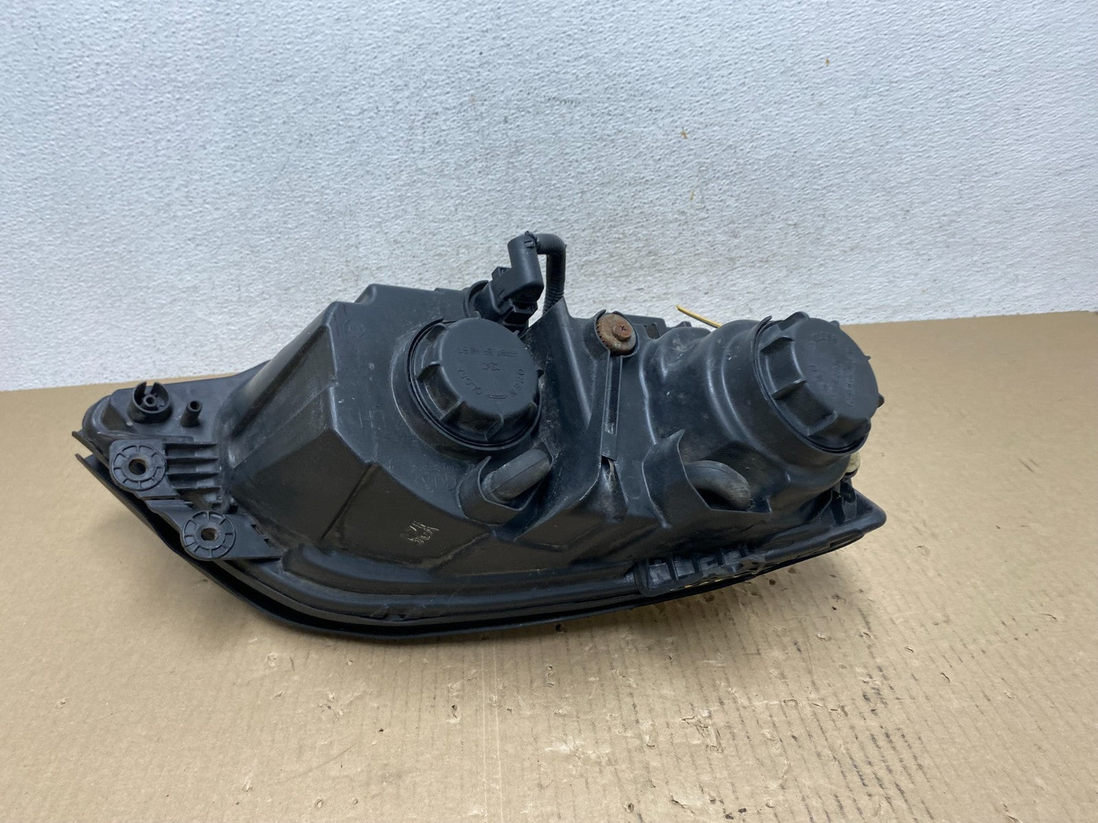 2007 2008 2009 Kia Sorento Left Driver LH Side Headlight Halogen AE7059 DW6