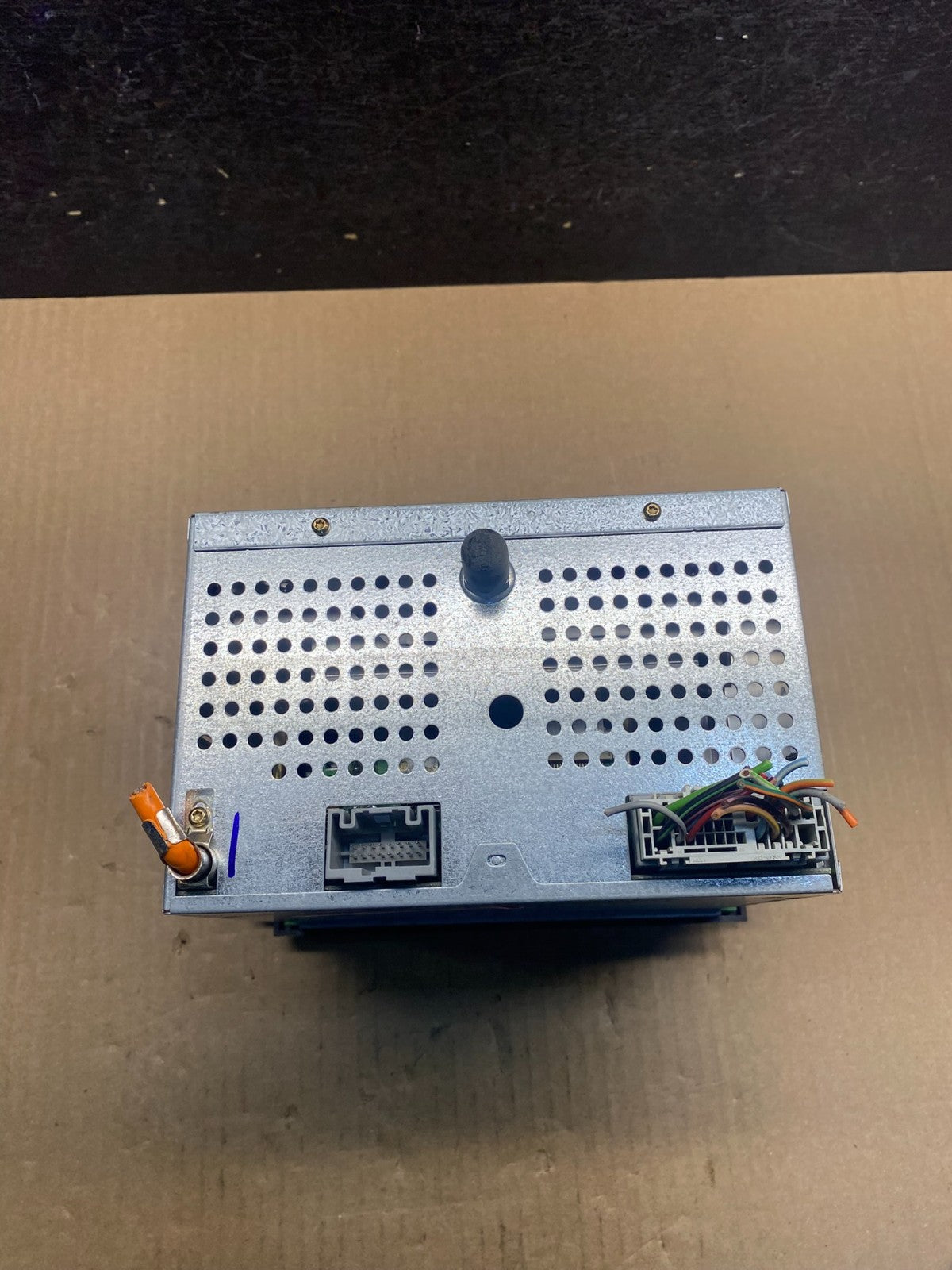 2004 to 2008 Ford F150 Mustang Radio Stereo Audio AM/FM AG3822 DG5