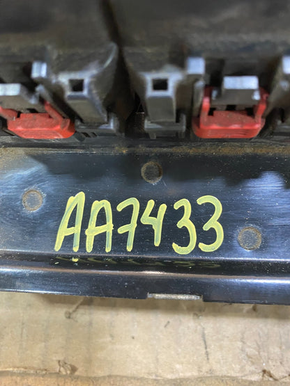 2005 Dodge Durango 4.7 Engine Contol Module Computer ECM ECU OEM  AA7433 DG5
