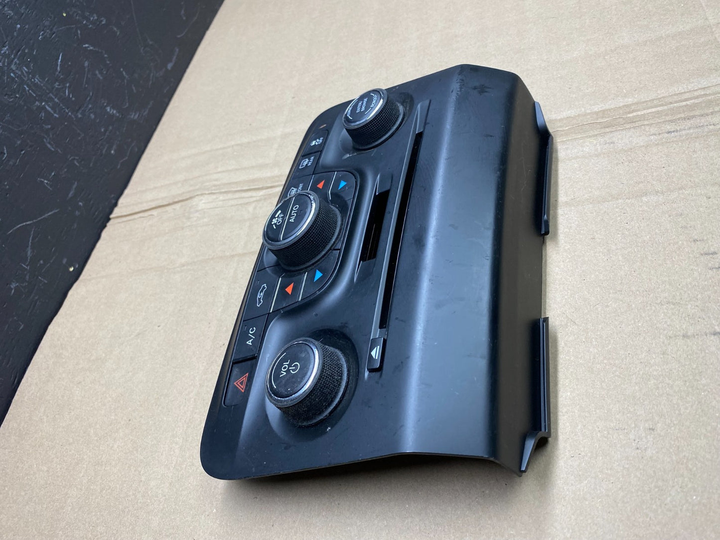 2011 to 2014 Dodge Charger Audio Climate Control Panel ab8653 DG2