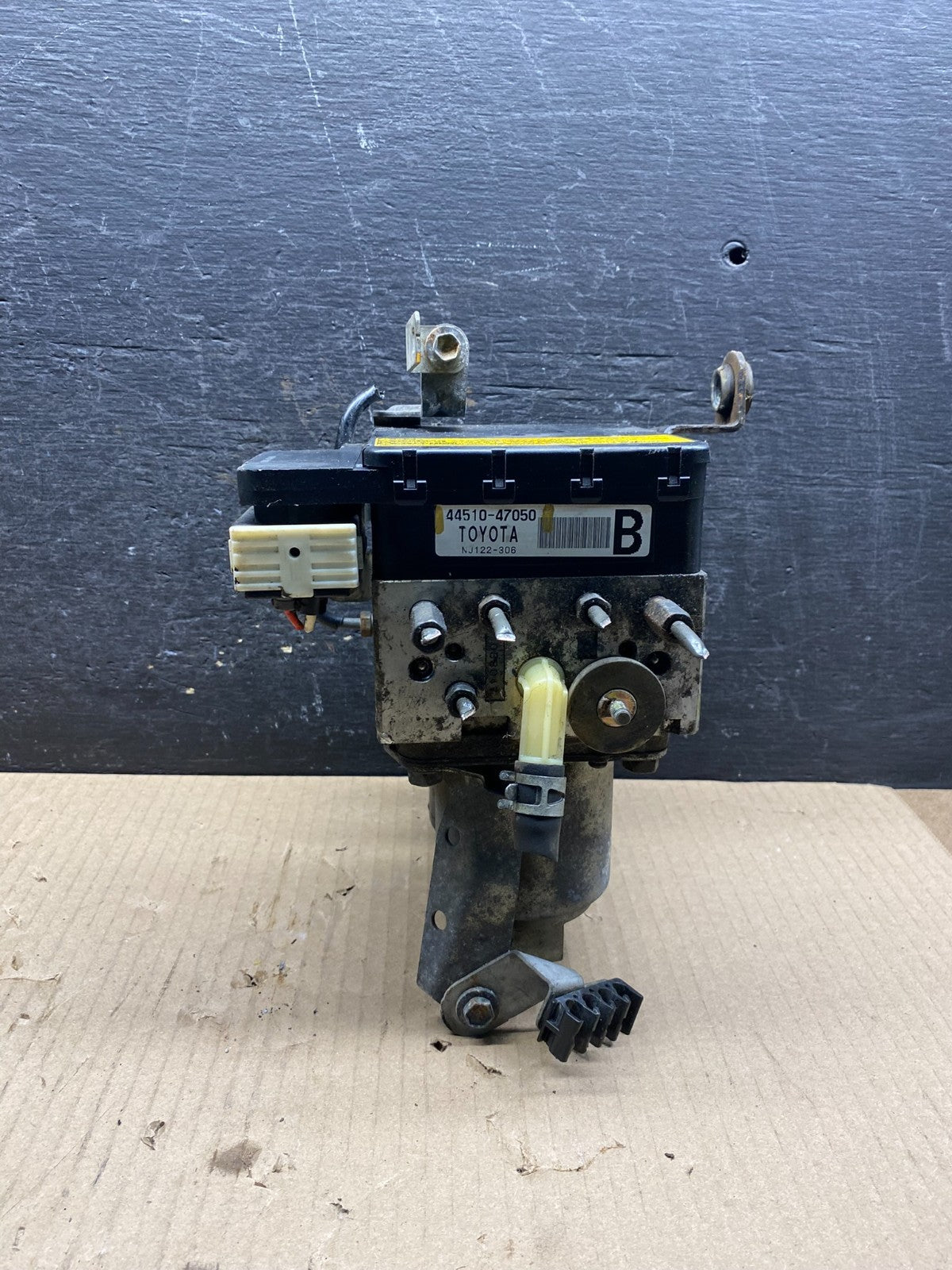 2004 - 2009 Toyota Prius ABS Brake Pump Anti Lock Module aj0192 DG1