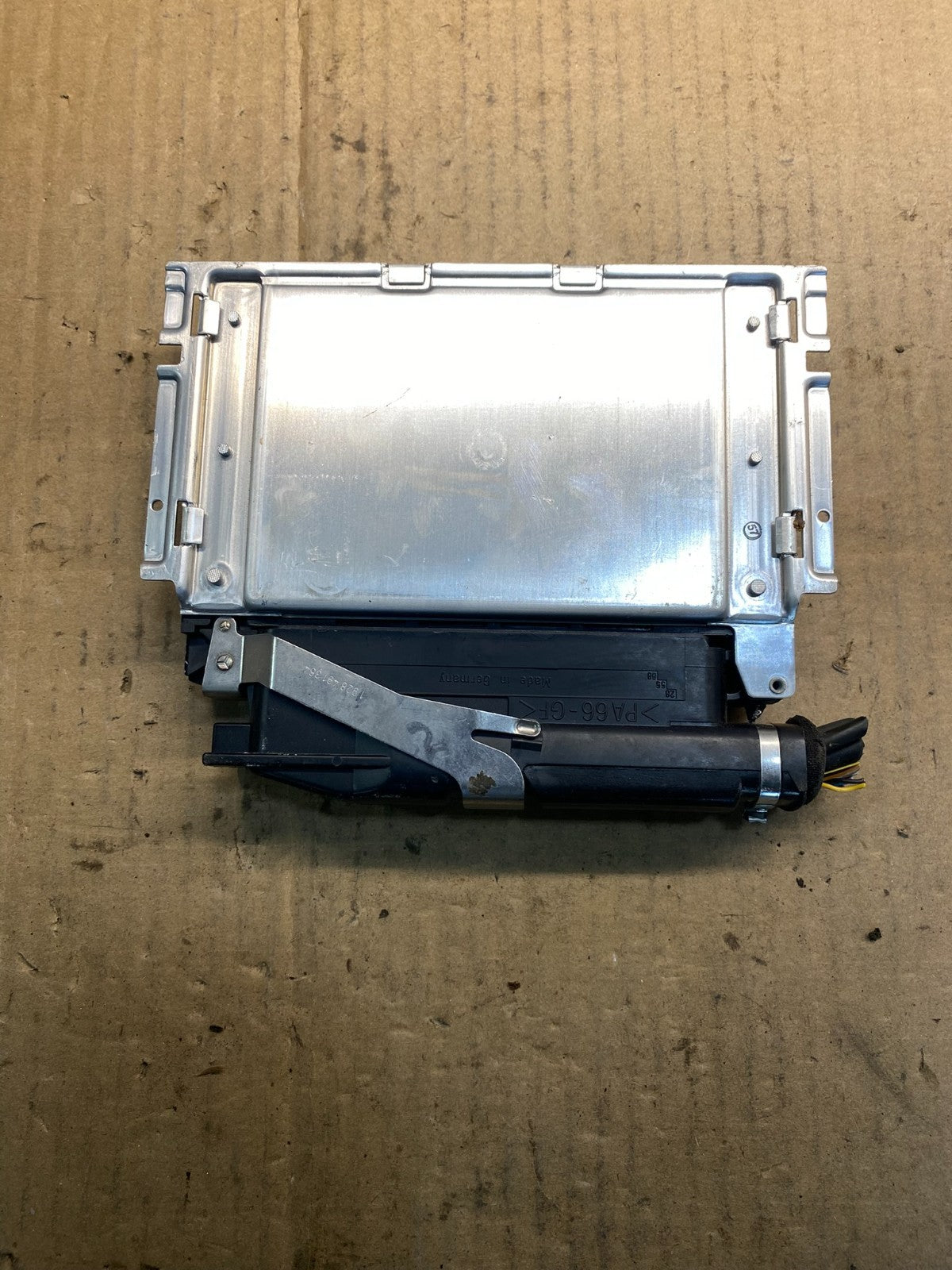 1997 to 1998 Bmw 528i TCM TCU Transmission Computer Unit AA7732 DG1