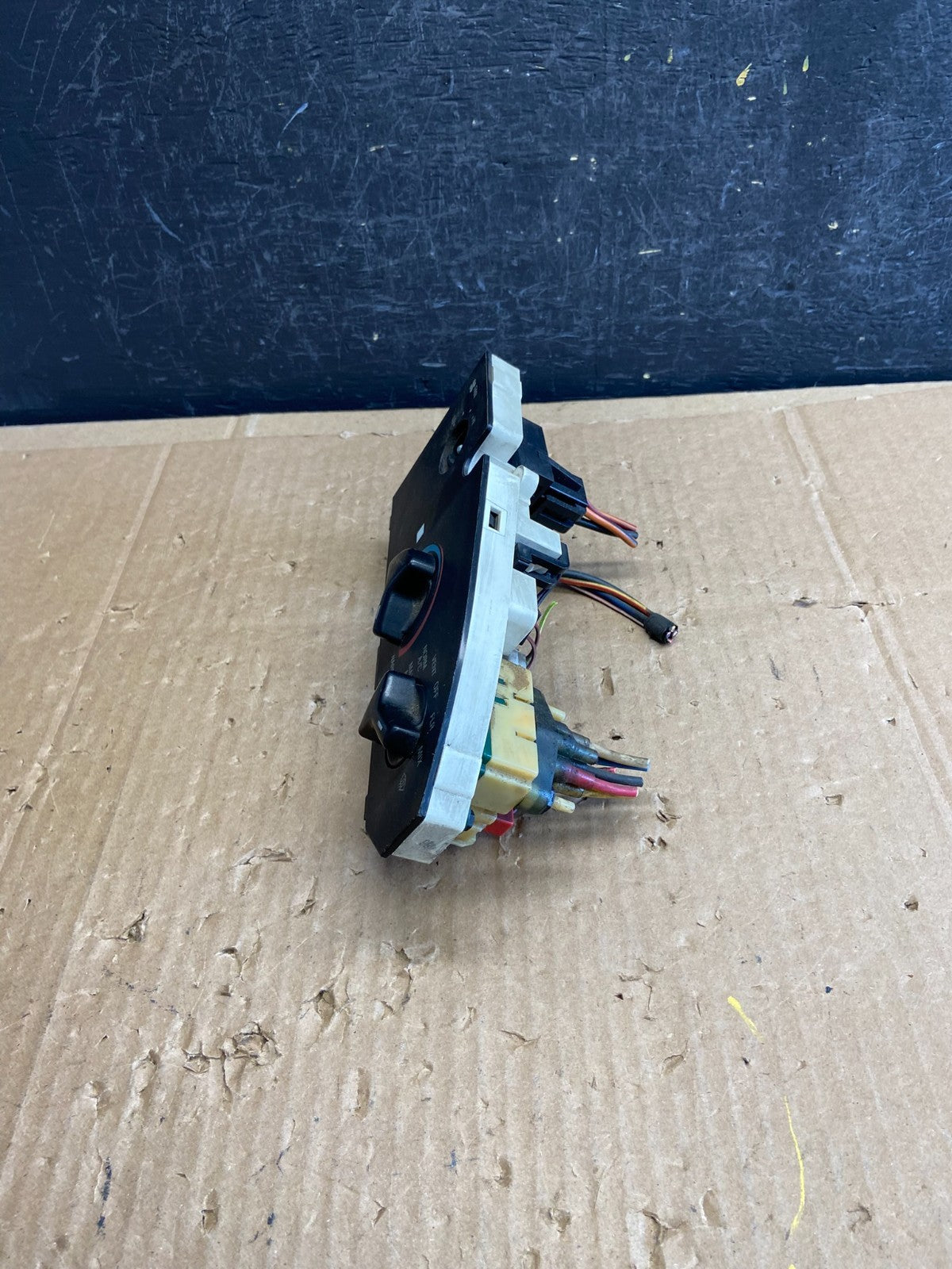 1997-2014 Ford Van Econoline E150 E250 Heater Climate Fan Control ad2342 DG2