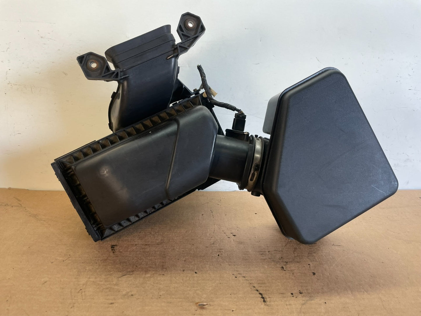 2012- 2014 Ford Edge Lincoln MKX 3.5L Air Cleaner Filter Resonator Box AF8829 DG0