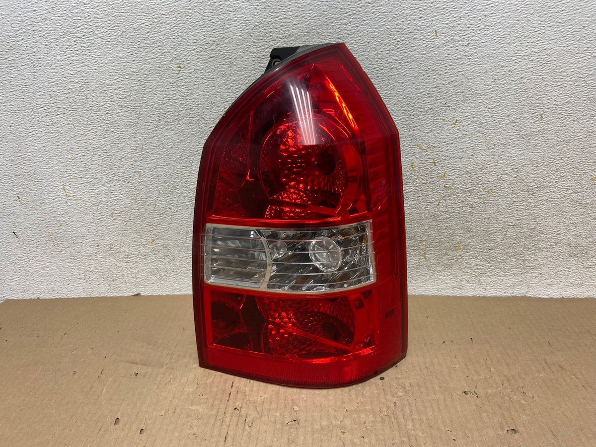 2005 to 2009 Hyundai Tucson Right Passenger Rh Tail Light AH5877 LK0