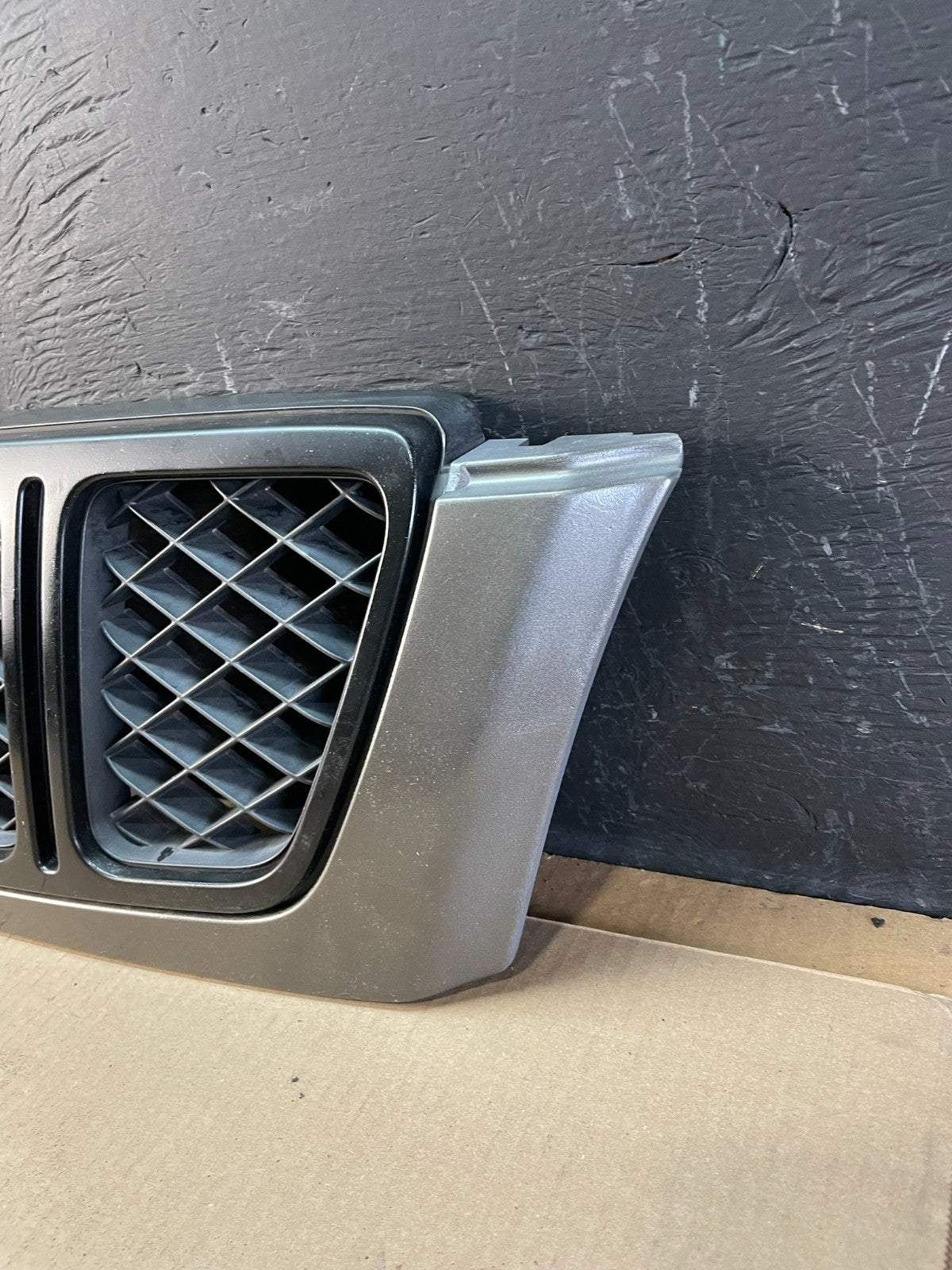 1998 1999 2000 Subaru Forester Front Upper Grill Grille ab7960 DG1