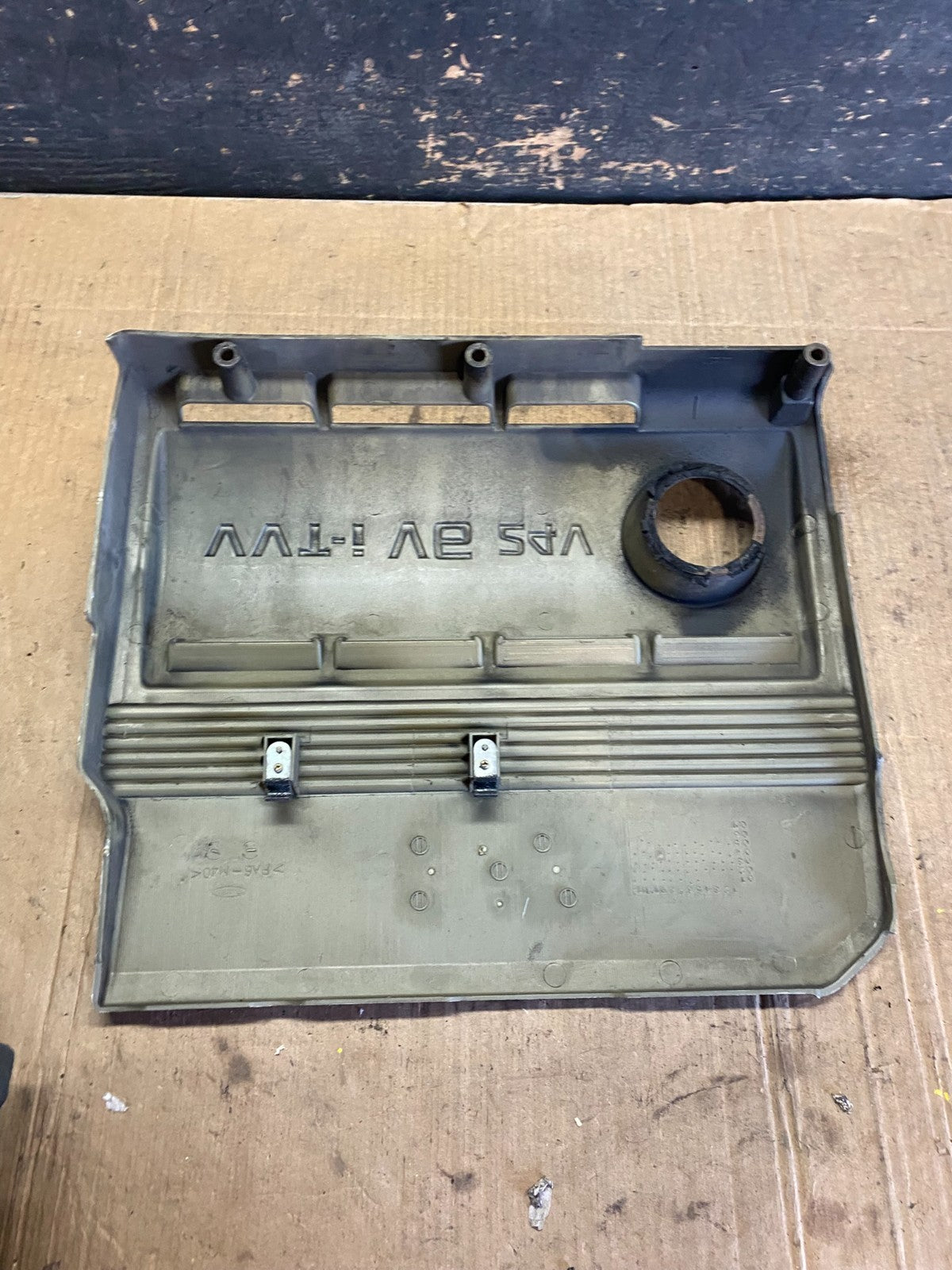 2002 - 2003 Lexus ES300 Engine Motor Cover Trim Panel t6488 DG4