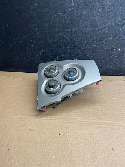 2007 to 2010 Toyota Yaris Sedan A/C Heater Climate Control Unit Switch AF2438 DG1