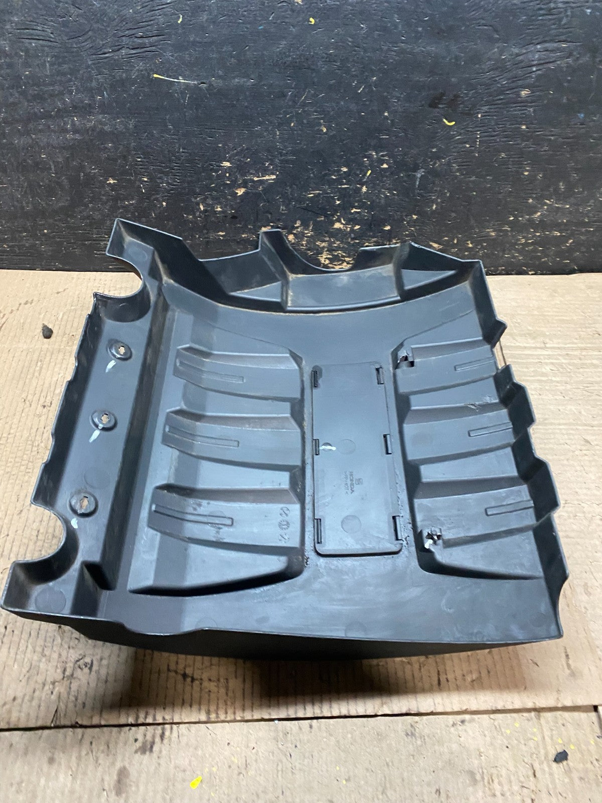 2006 to 2008 Honda Pilot Black Engine Cover OEM 3.5L W5652 DG7