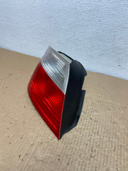 2002 -  2005 BMW 3 E46 Series Coupe Left Driver Side Lh Tail Light AC3889 LK1