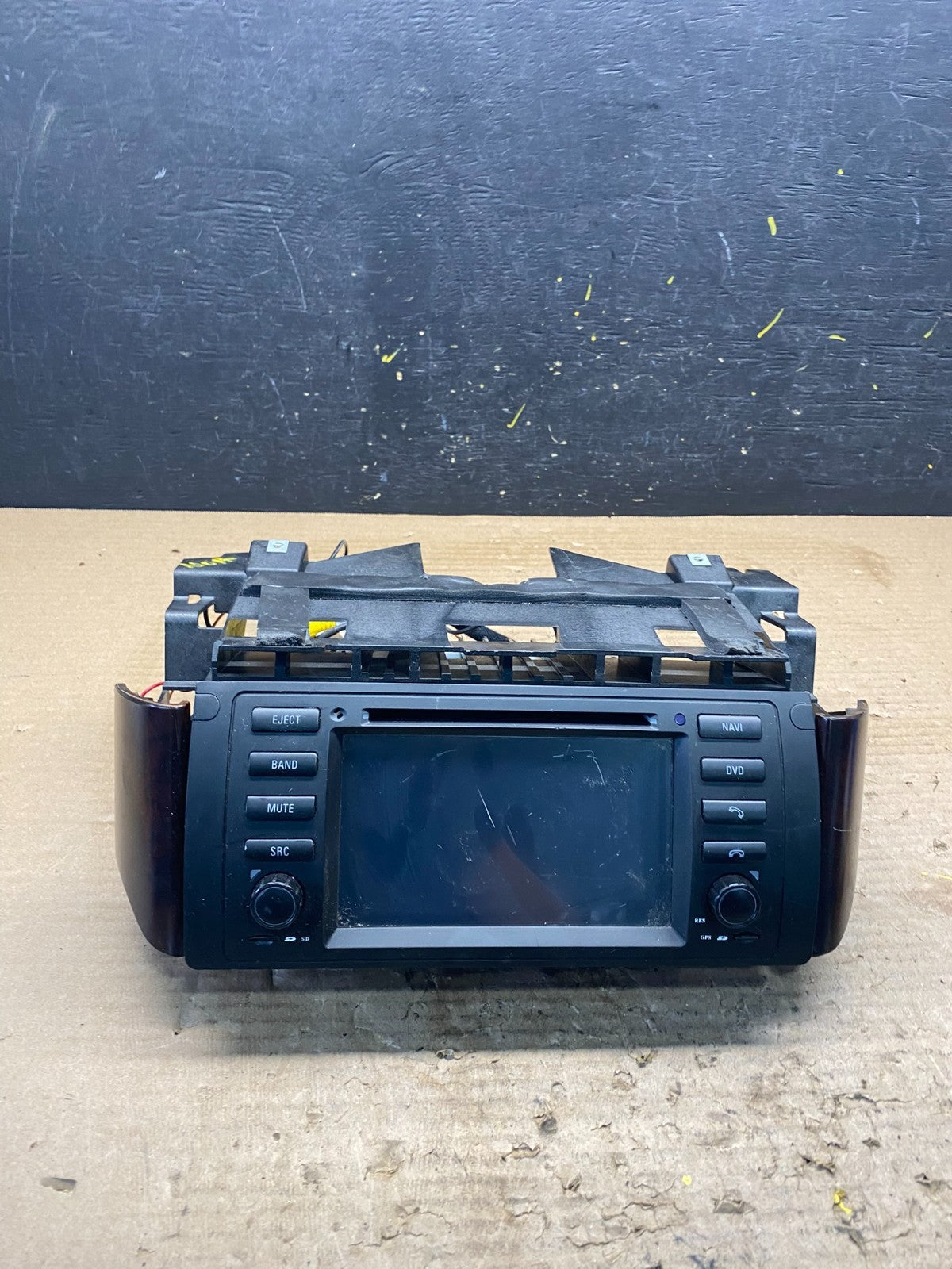 2000 to 2006 BMW E46 3-Series Navigation Information Display CD Radio S3181 C PS0