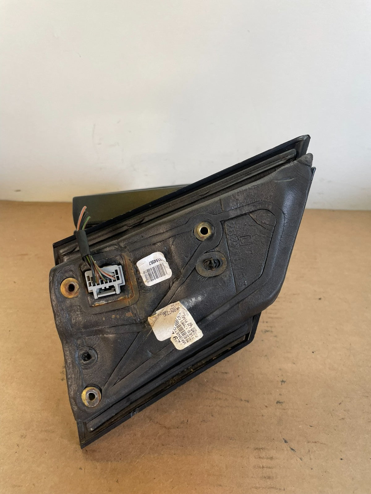 2015 to 2018 Ford Focus Left Driver View Door Turn Signal Mirror AG0671 DW4