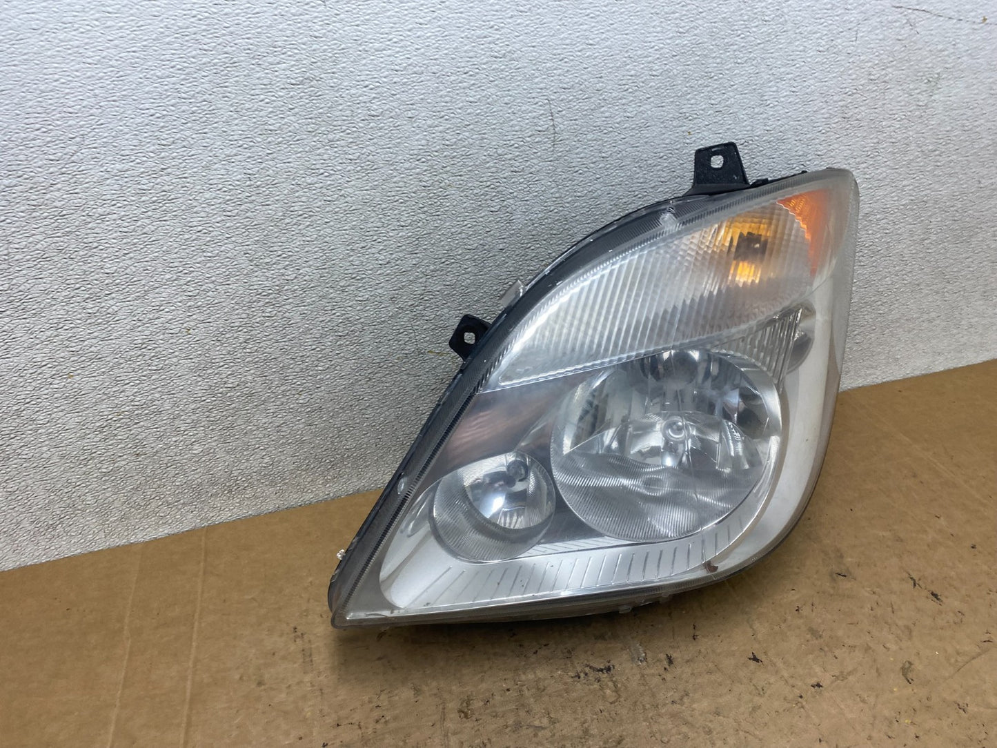 2007 to 2013 Mercedes Sprinter Headlight Left Driver Side Halogen T5205 DW2