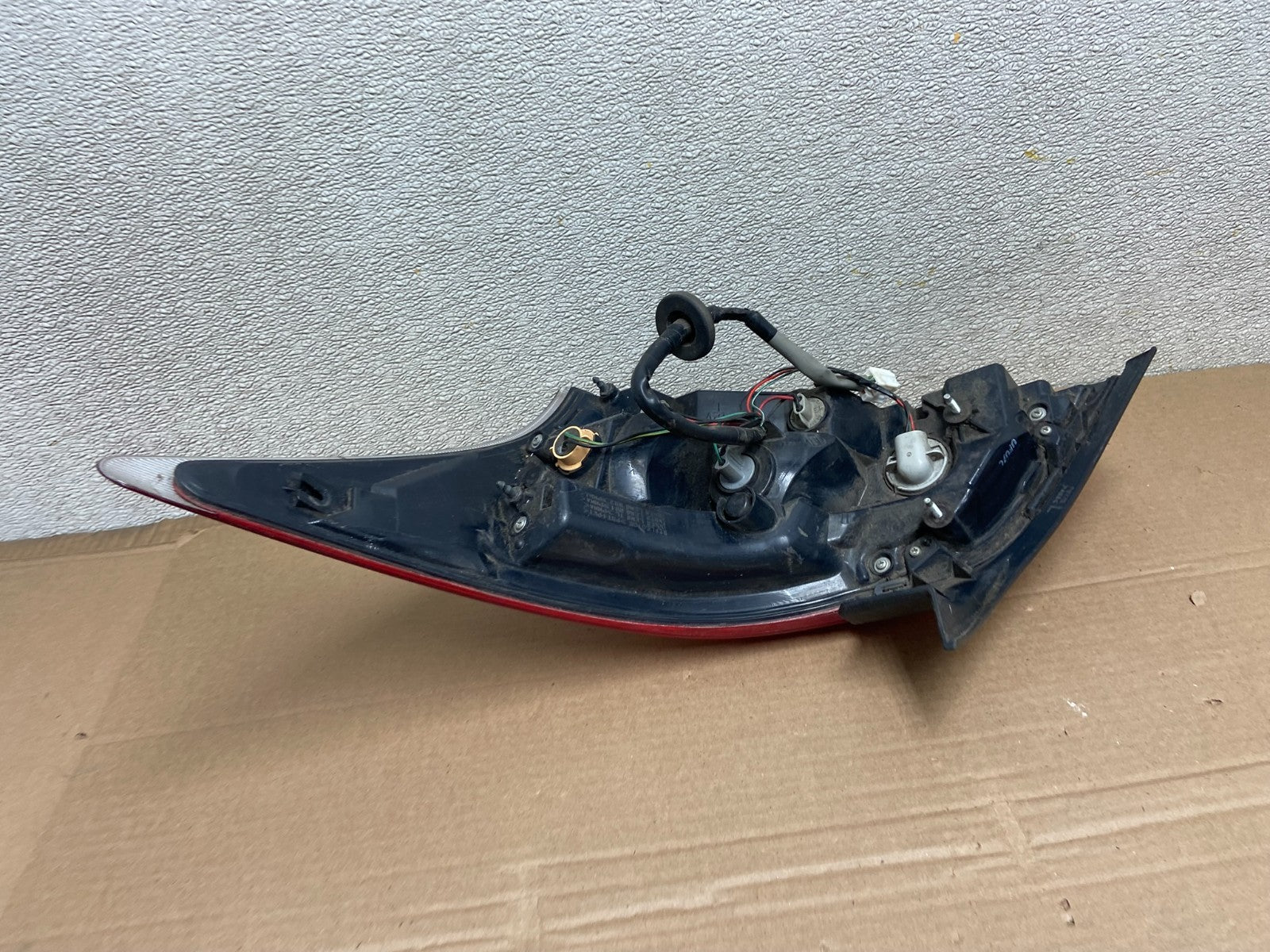 2009 2010 2011 Nissan Maxima Left Driver Lh Side Tail light OEM AB1253 LK4