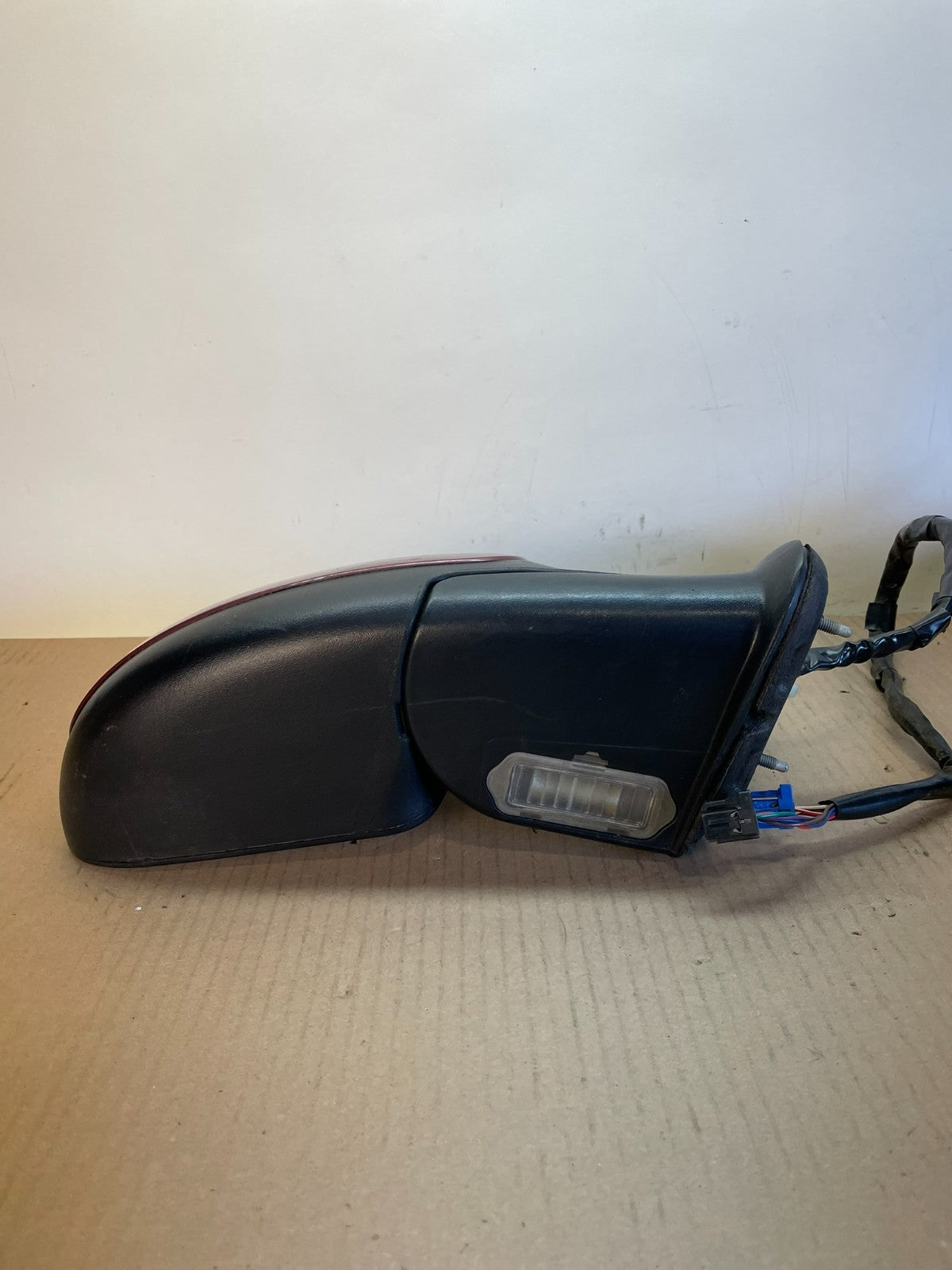 2003-2006 Chevrolet Tahoe Right Passenger Turn Signal View Door Mirror AJ0826 DG3