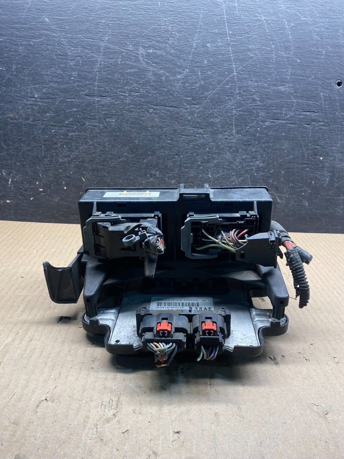 2006 to 2008 Jeep Grand Cherokee 4.7L Fuse Box Relay BCM Body Control ah7452 DG1