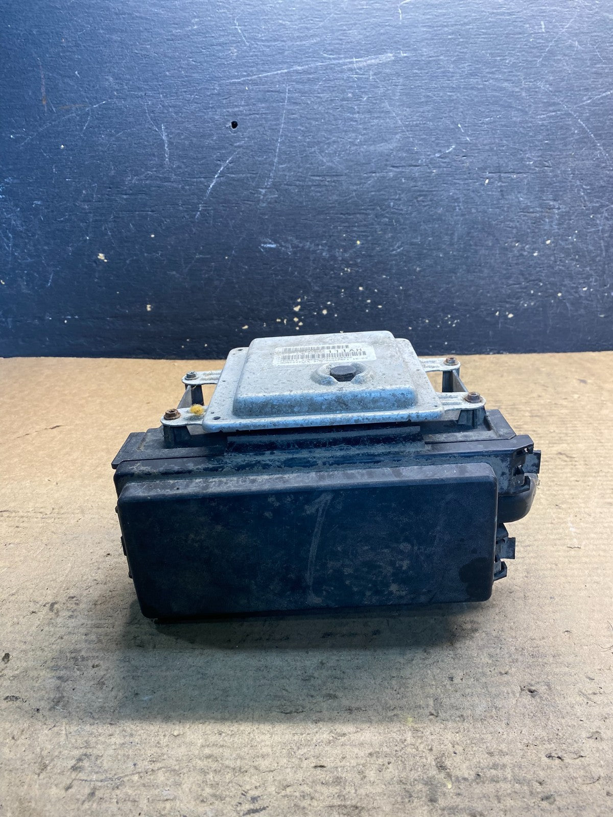 2007 Jeep Grand Cherokee Body Control Module BCM Power Fuse Box aa2896 DG5