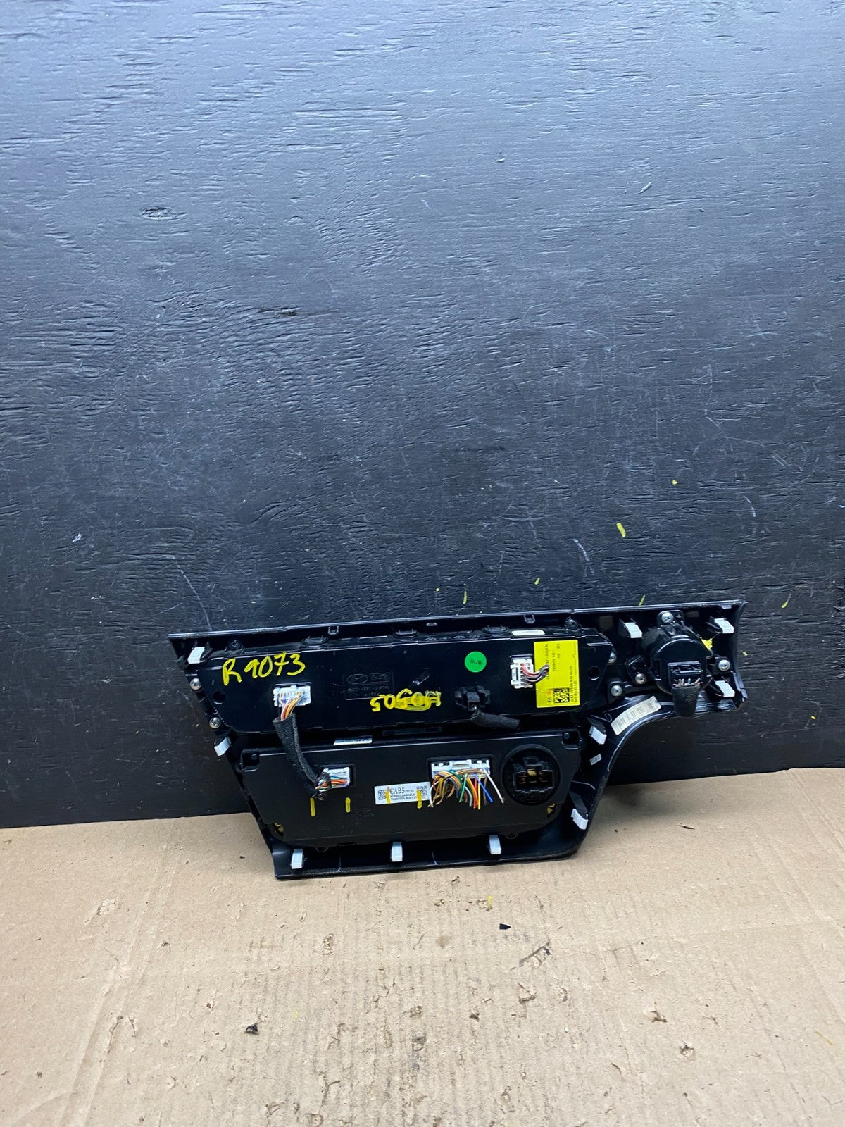 2015 to 2017 Hyundai Sonata Ac Heater Climate Control R9073 DG4