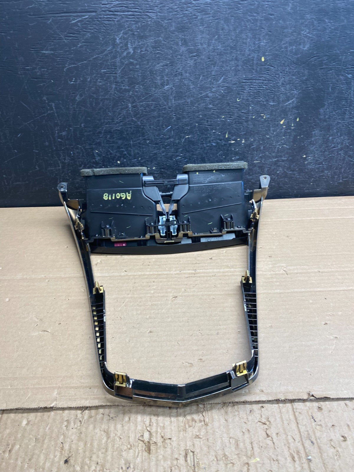 2014 - 2019 Cadillac CTS Center Radio Dashboard Air Vent Bezel Trim OE AG0118 DG4