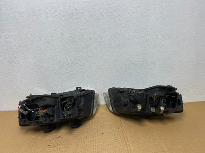 2002-2005 Audi A4 Sedan Left+Right Side Halogen Headlights AC7710 DW10