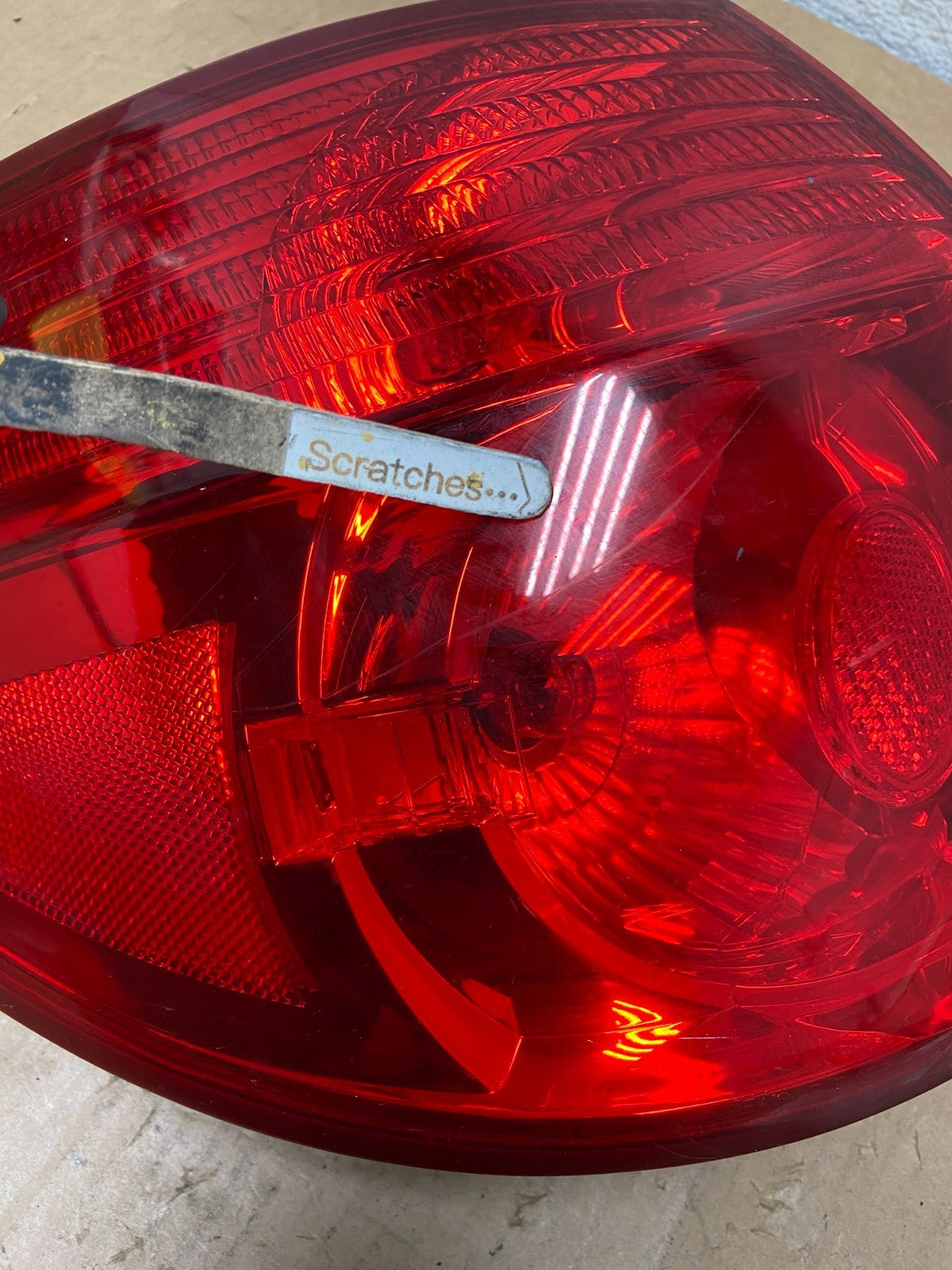 2006 to 2010 Toyota Sienna Left Driver LH Side Tail Light AI9123 LK3