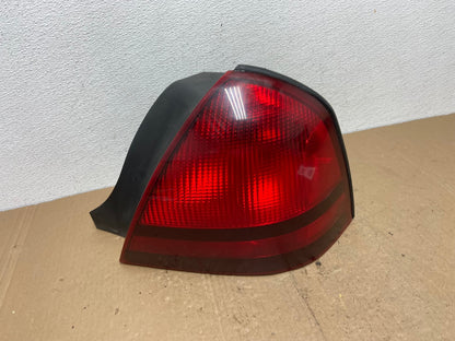2003 to 2011 Mercury Grand Marquis Right Passenger Side Tail Light AC5903 LK0
