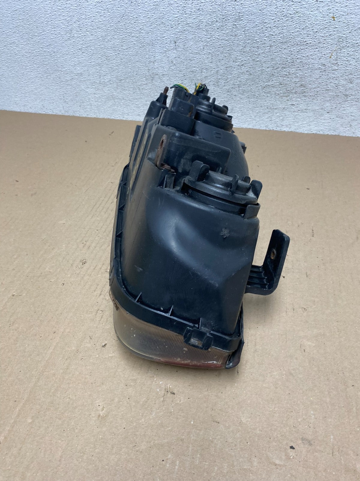 2001 2002 2003 Hyundai Elantra Left Driver LH Side Halogen Headlight AE7220 DW8