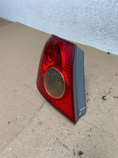 2005 to 2008 Toyota Corolla Left Driver Lh Side Tail Light AF4696 LK1