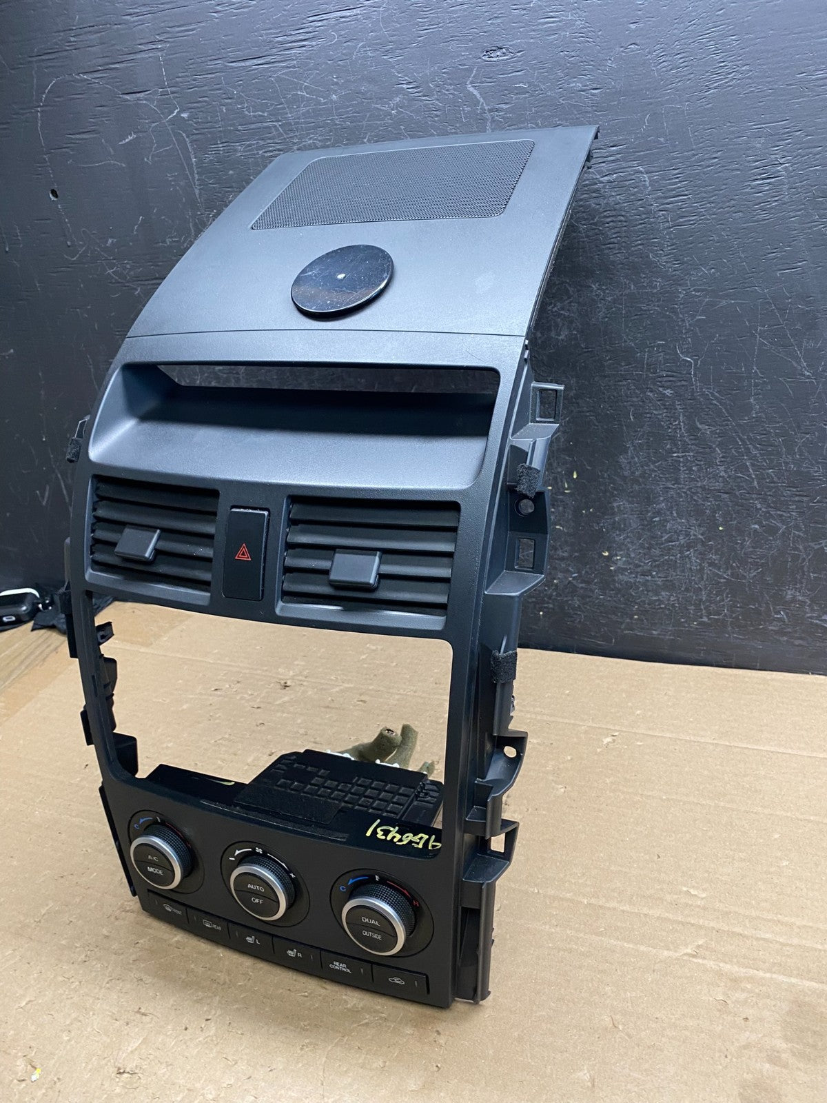 2007 - 2009 Mazda CX-9 Radio Dash Trim Bezel W/Vent AC Climate Control ag6431 DG1