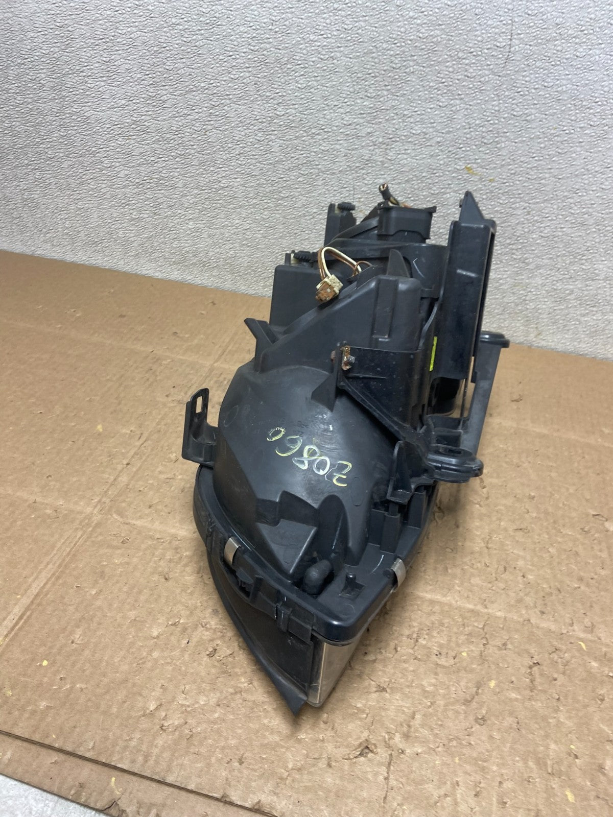 Halogen 2004 2005 2006 Bmw E53 X5 Right Passenger Headlight OEM Z0860 DW9