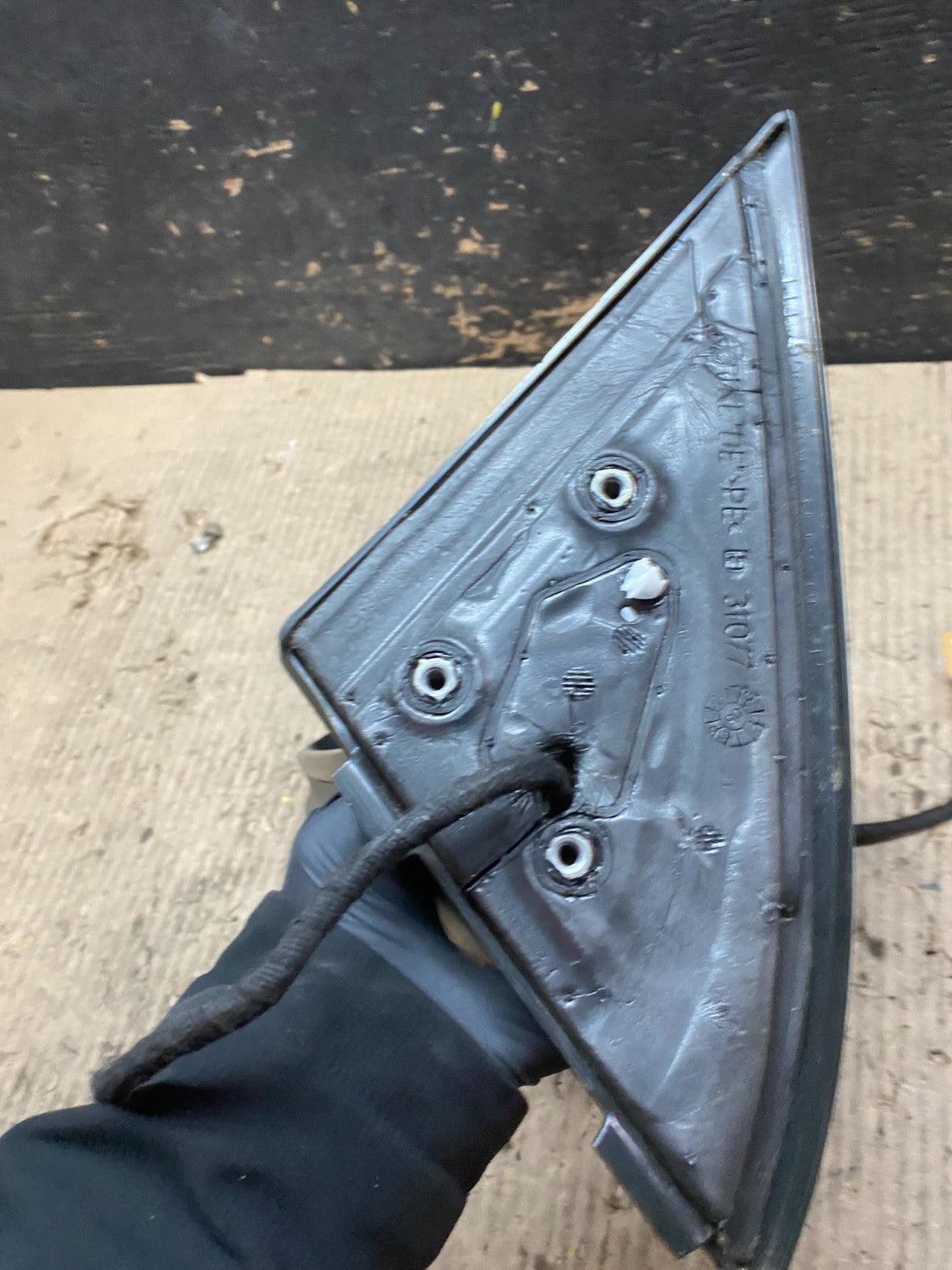 2004 to 2007 Volkswagen Touareg Left Door Power View Door Mirror OEM V4381 IT4