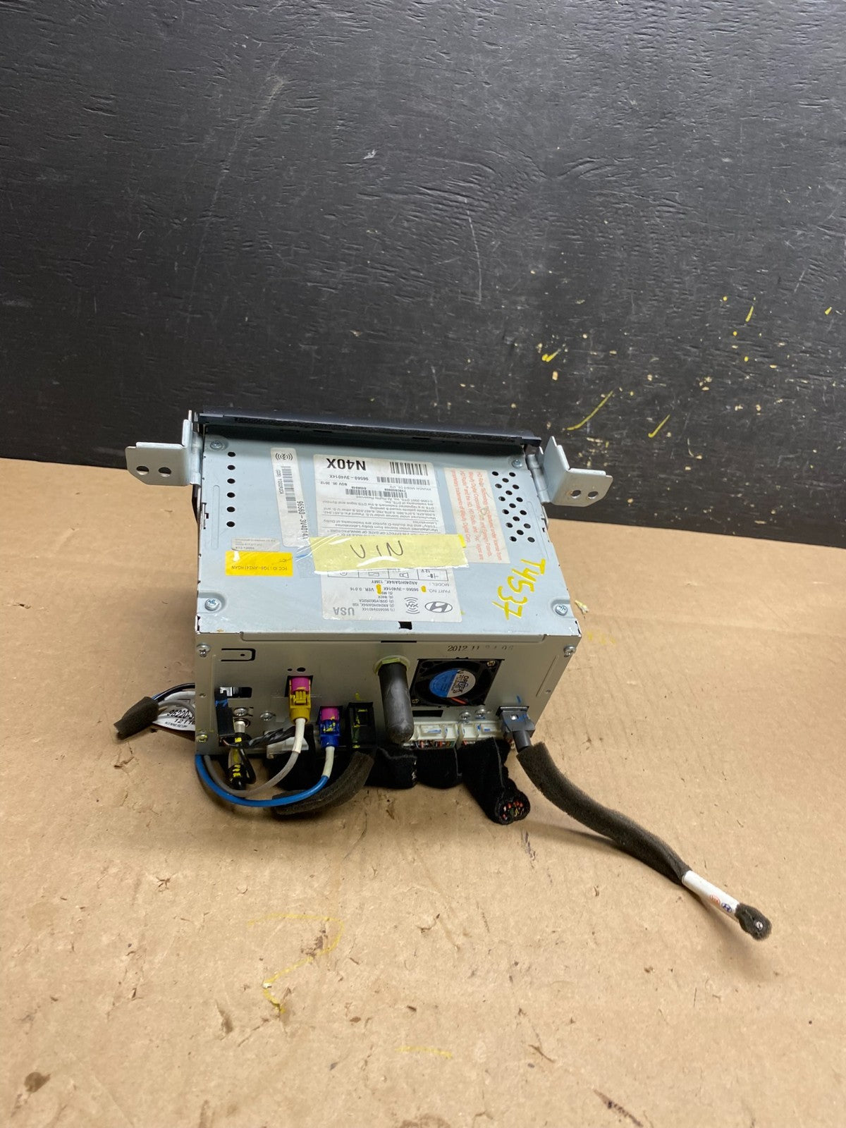 2012-2013 Hyundai Azera Am Fm Cd Player Radio Receiver Oem  T4537 DG3