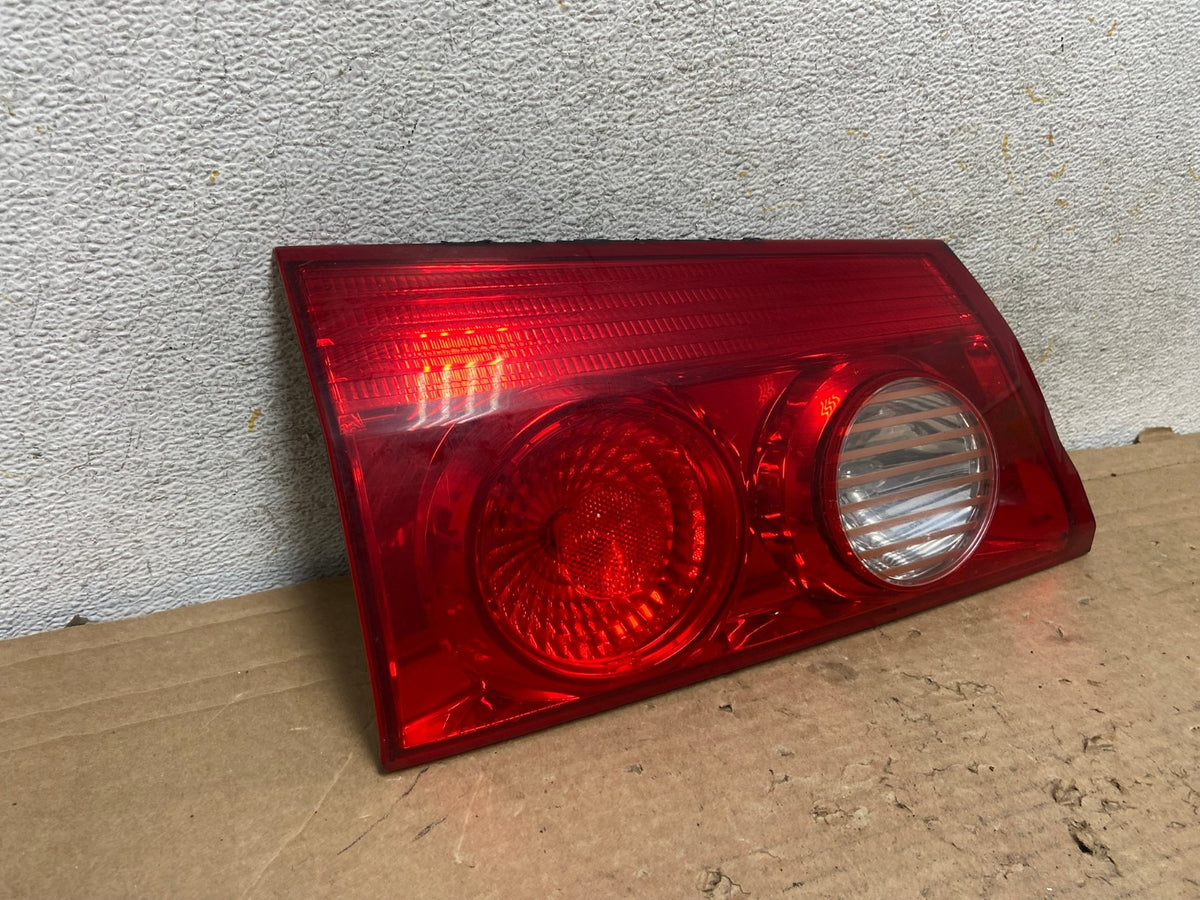 2006 - 2010 Toyota Sienna Left Driver Lh Side Inner Tail Light AH9183 LK1