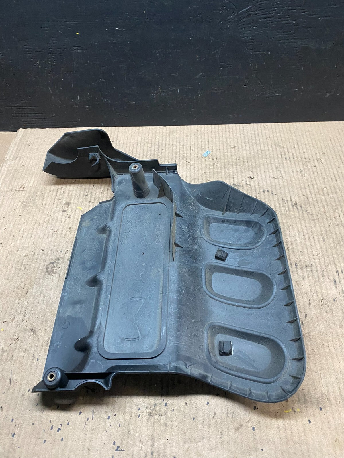 2008 Mazda Tribute  DOHC 24 VALVE Engine Shield Top Cover E48307
