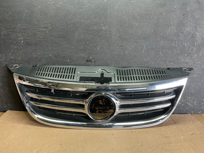 2009 to 2011 Volkswagen Tiguan Front Upper Grill Grille Oem AA2192 DG0