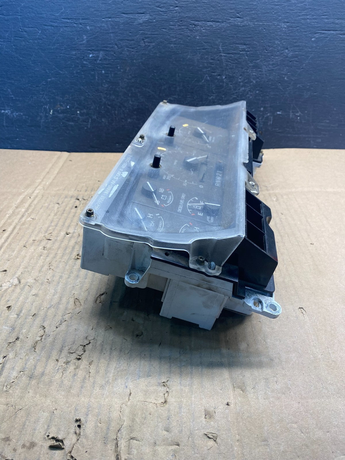 1992 to 1997 Ford F250 F350 Speedometer Cluster Gauge ad1750 DG1