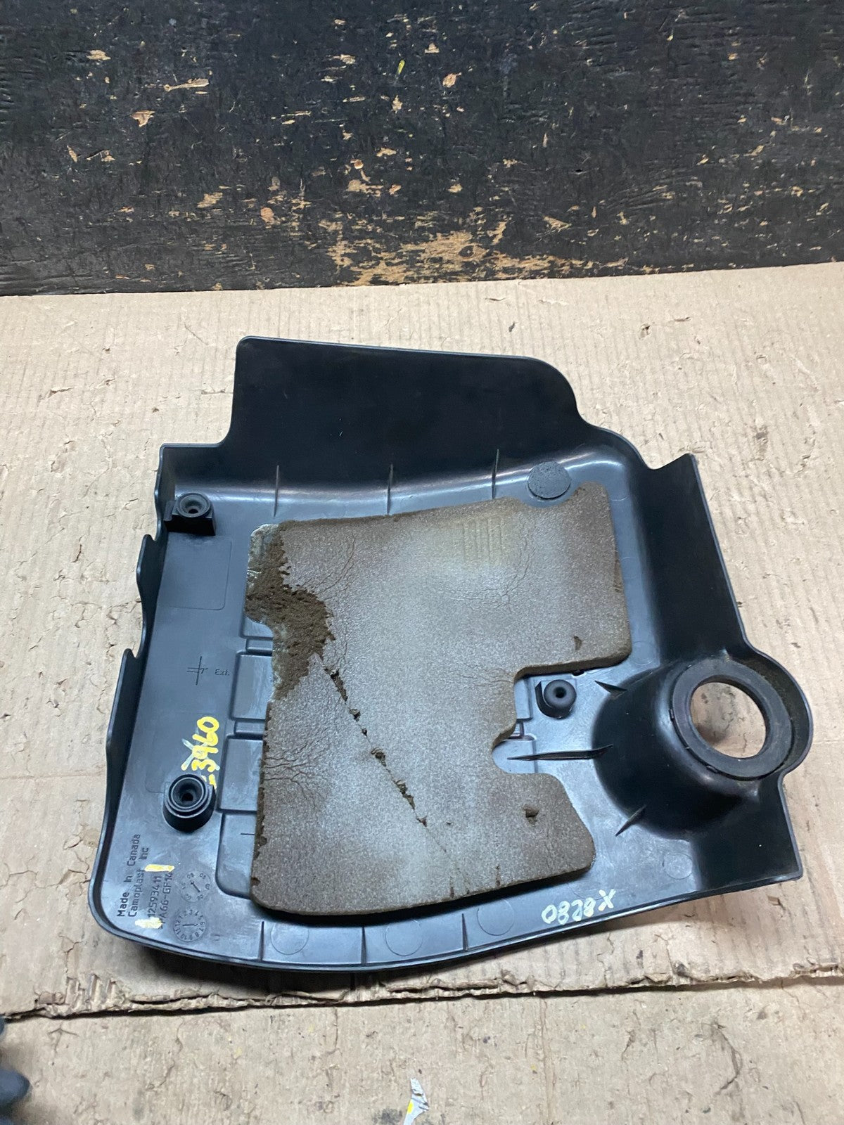 2005 to 2006 Chevrolet Malibu 3.5L Engine Cover Plastic Motor Shield X8287 DG6