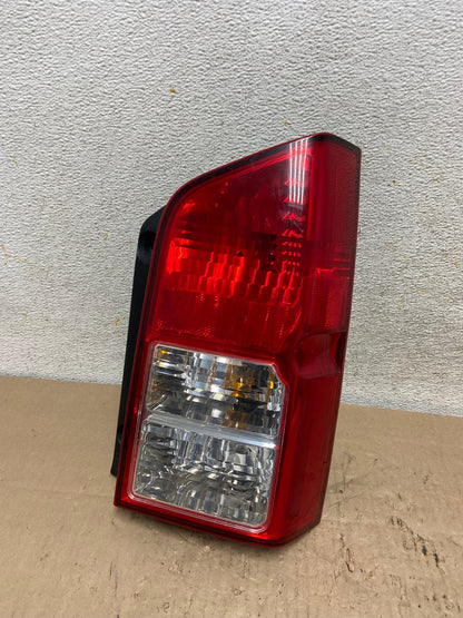 2005 to 2012 Nissan Pathfinder Right Passenger RH Side Tail Light AI2479 LK0