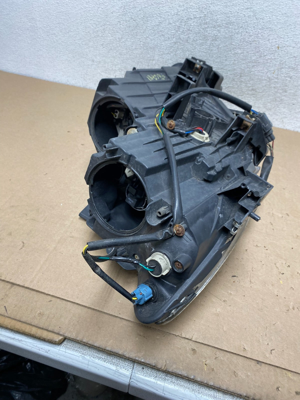 2010 - 2012 Mazda Cx9 Cx-9 Left Driver LH Headlight Halogen TYC AG6781 DW10