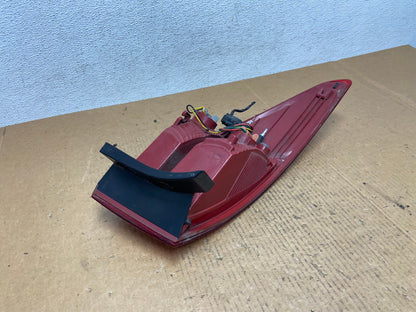 2013 -2016 Hyundai Santa Fe Rear Right Passenger Side Tail Light Lamp AE0296 LK4