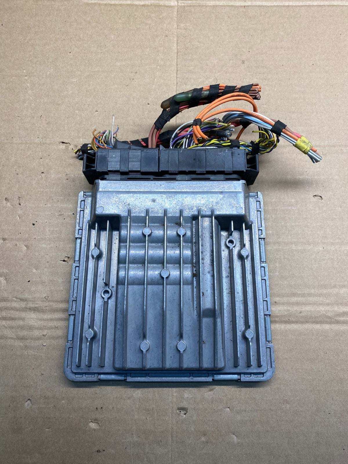 2007 to 2014 BMW X5 ECM ECU Engine Control Computer Module 7594483 AE9885 DW1