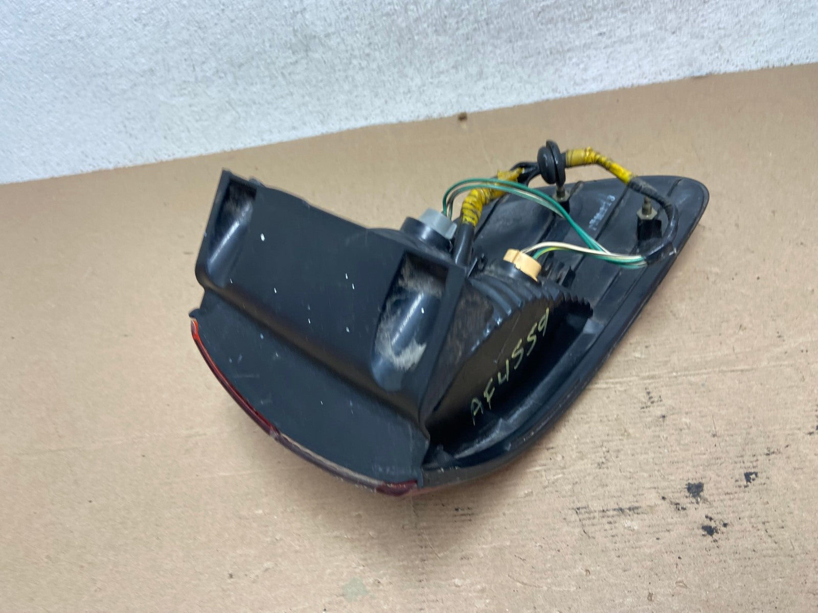 2001 2002 2003 Toyota Sienna Left Driver Lh Side Tail Light AF4559 LK6
