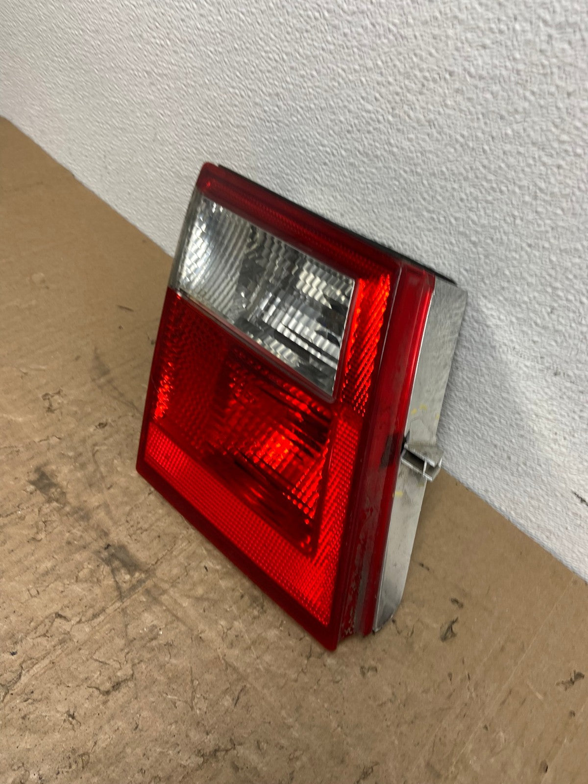 2002 2003 2004 2005 Saab 9-5 Sedan Left Driver LH Inner Tail Light Oem AC0327 LK1