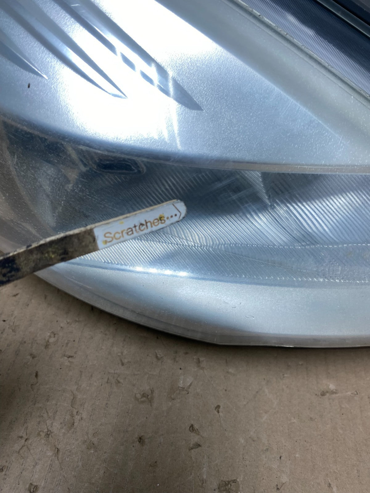 2013 - 2016 Ford Escape Headlight Right Passenger RH Side Halogen AJ2540 DW3
