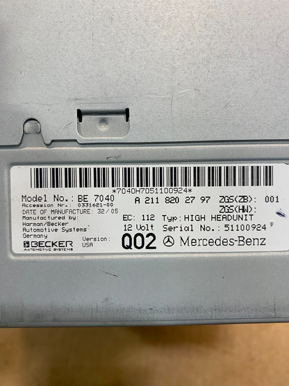 2005-2007 Mercedes-Benz S550 CLS550 Command Head Navigation Radio CD AC6923 DG6