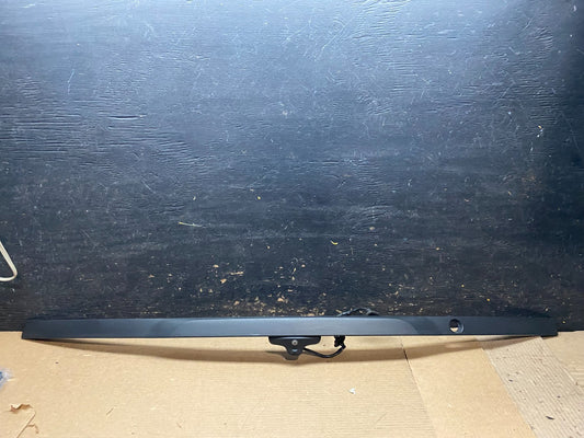 2016 - 2019 Ford Explorer Interceptor Rear Tailgate Molding With Camera V6965 DG0